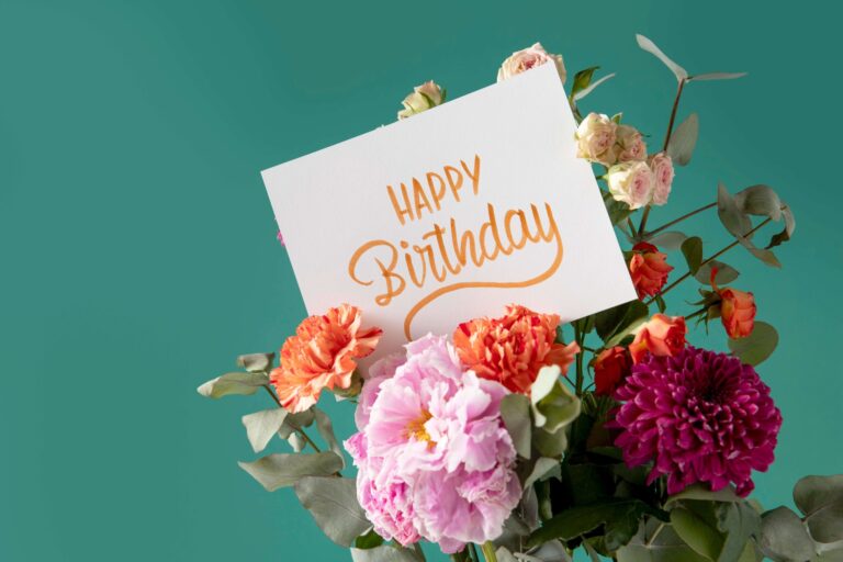 Blossoming Celebrations: The Art of Selecting Happy Birthday Flowers